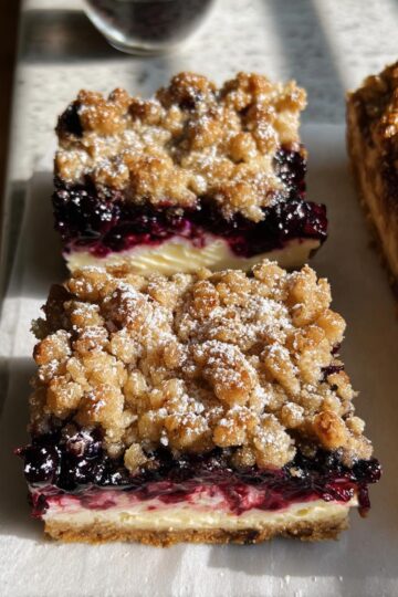 Blueberry Crumble Cheesecake Bars
