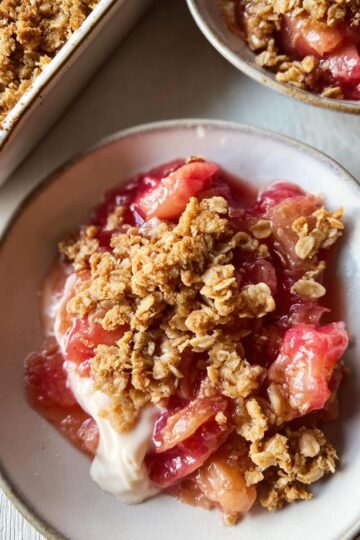 Rhubarb Crisp